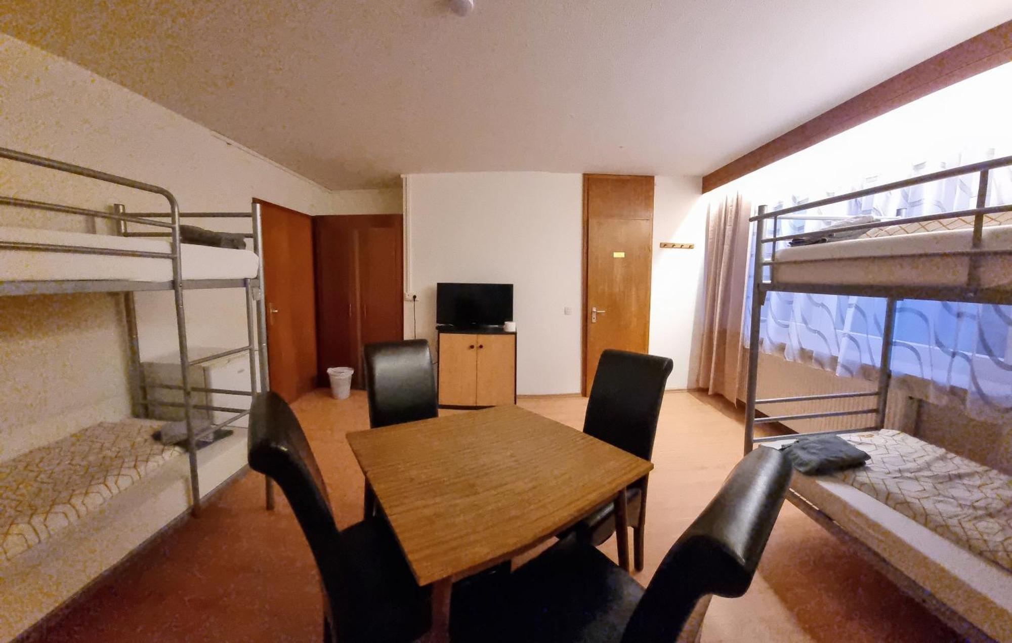 Monteurzimmer - Karlsbad Eksteriør bilde