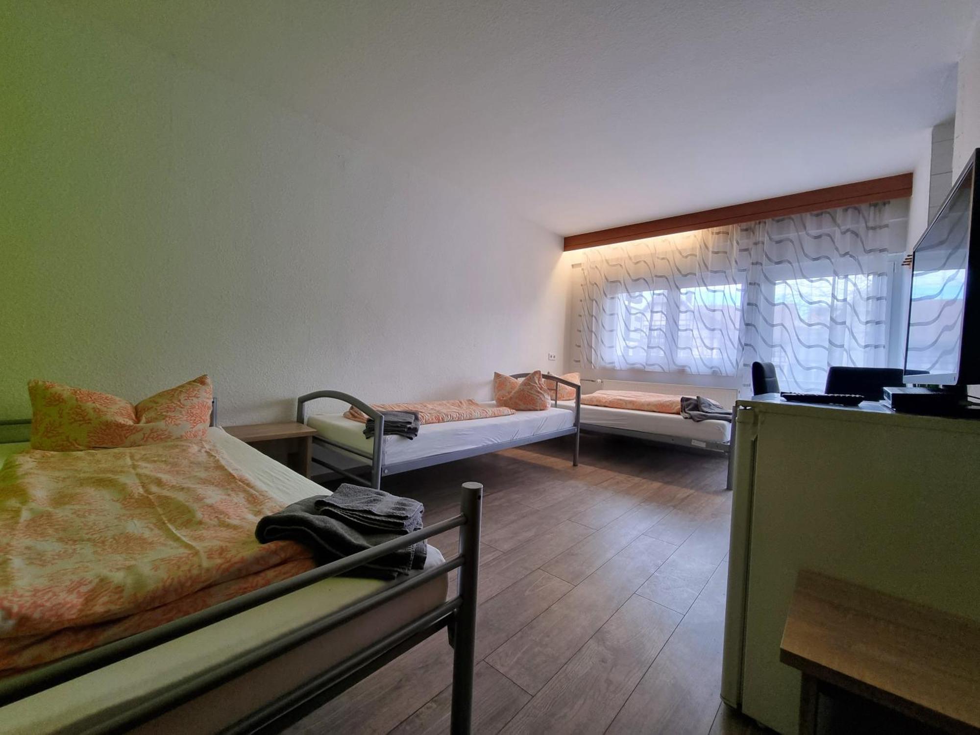 Monteurzimmer - Karlsbad Eksteriør bilde