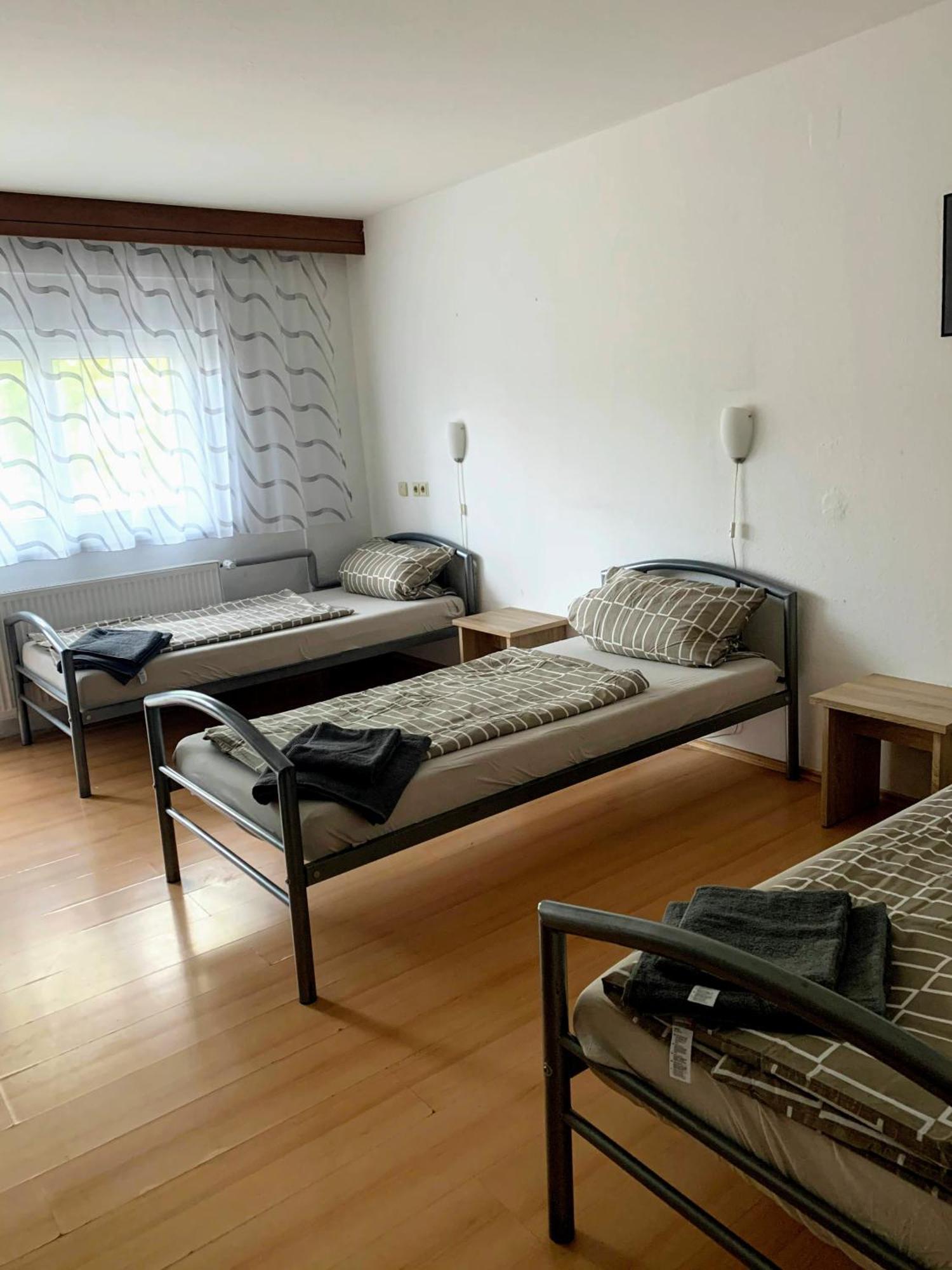 Monteurzimmer - Karlsbad Eksteriør bilde